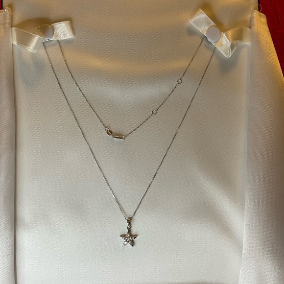 Diamond Star Necklace Dazzling 14k White Gold - Picture 2 of 6